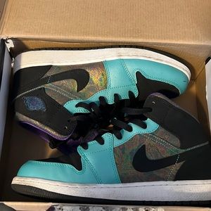 Girls Air Jordan 1 Mid